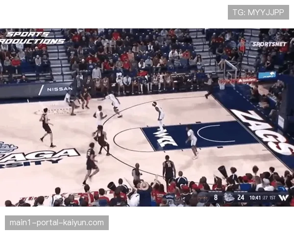 霍姆格伦协防范围覆盖广阔 雷霆防守体系的重要支柱 霍姆格伦协防范围覆盖广阔 雷霆防守体系的重要支柱